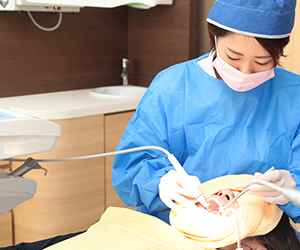 細菌数『０』という検査結果は、歯科医院の治療環境が、患者様・先生・スタッフにとっても「安心・安全」であるという証になります。